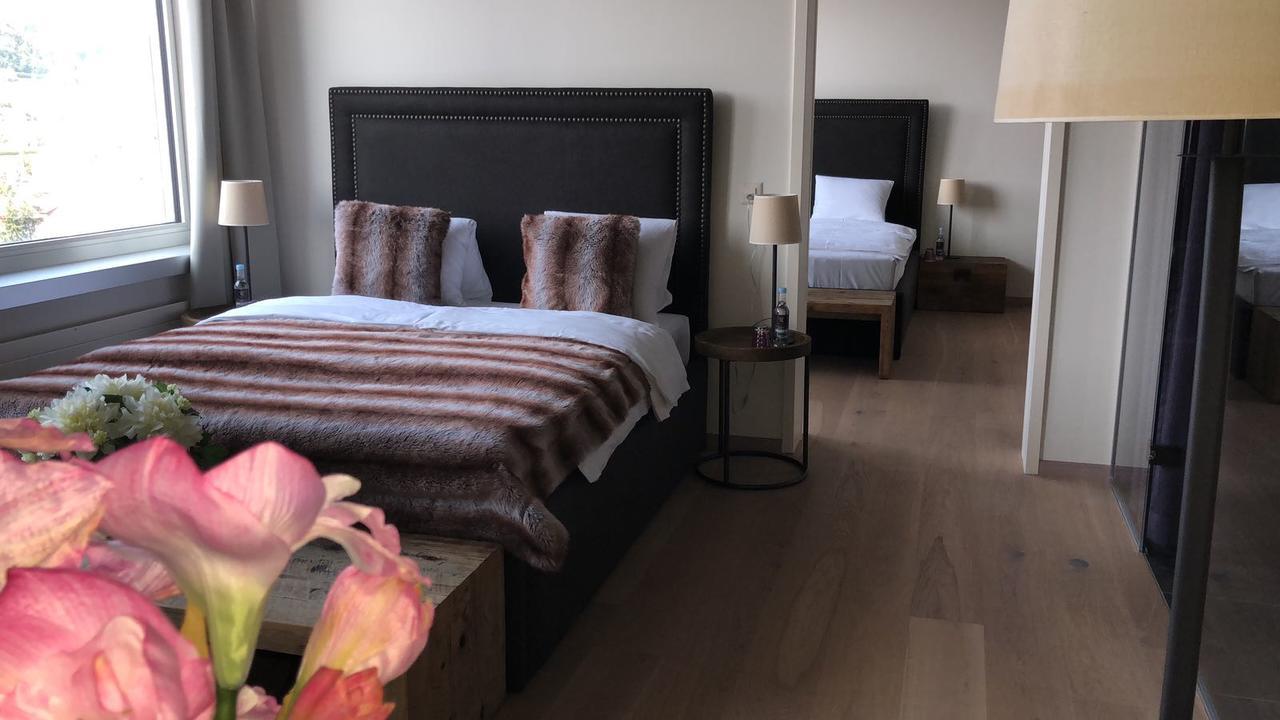 Glashaus Hotel Menziken Eksteriør billede
