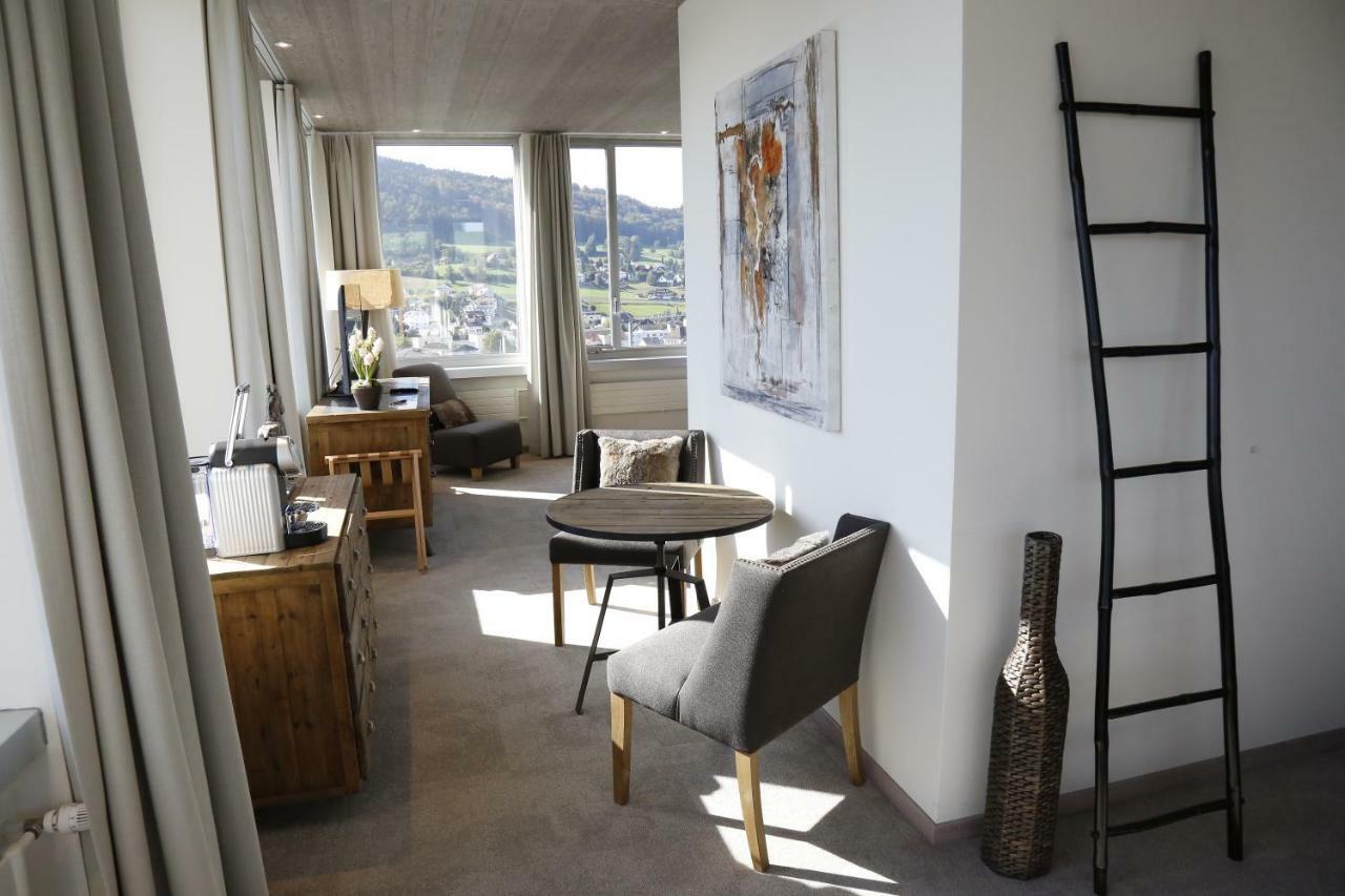 Glashaus Hotel Menziken Eksteriør billede